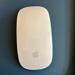 Apple White Wireless Magic Mouse